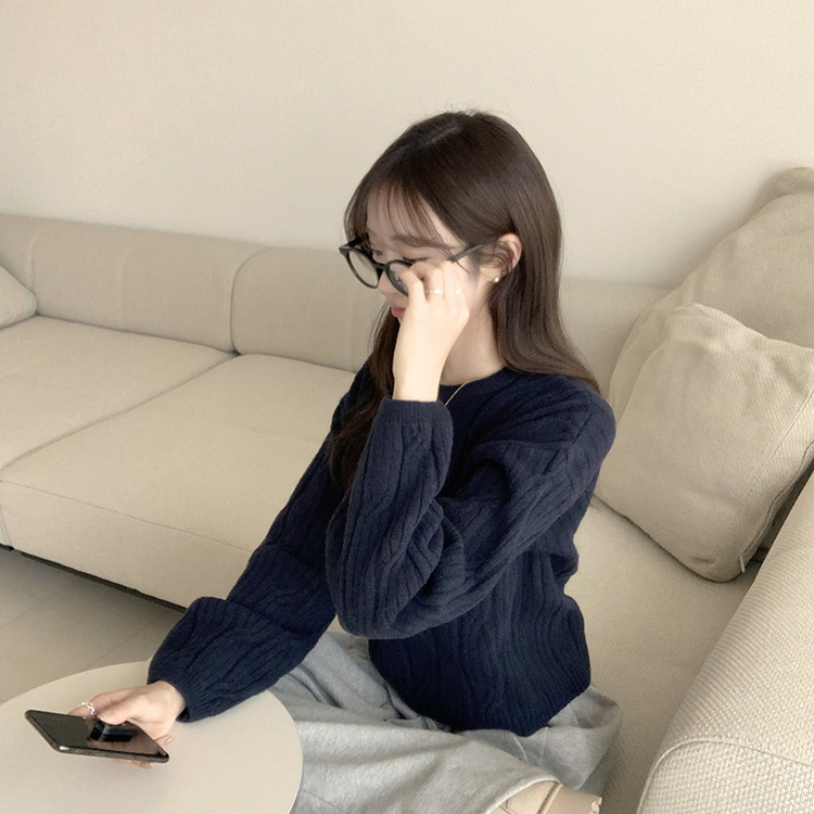 크림치즈 포근 라운드 울 케이블 겨울 긴팔 니트 세미 크롭 여리핏 꽈배기 긴팔티 루즈핏 상의 5color 네이비