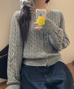 쇼나 꽈배기 케이블 레더 페치 데일리 도톰 가디건 그레이