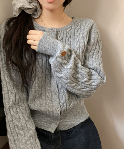 쇼나 꽈배기 케이블 레더 페치 데일리 도톰 가디건 그레이