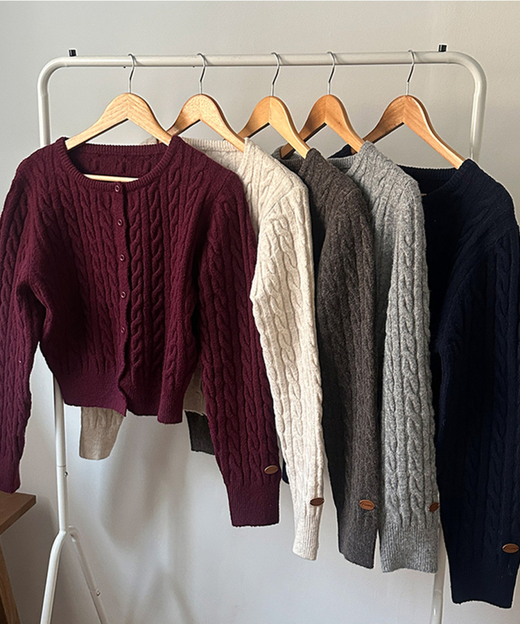 쇼나 꽈배기 케이블 레더 페치 데일리 도톰 가디건