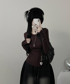 소매버튼옆셔링슬림라인긴팔티셔츠 브라운