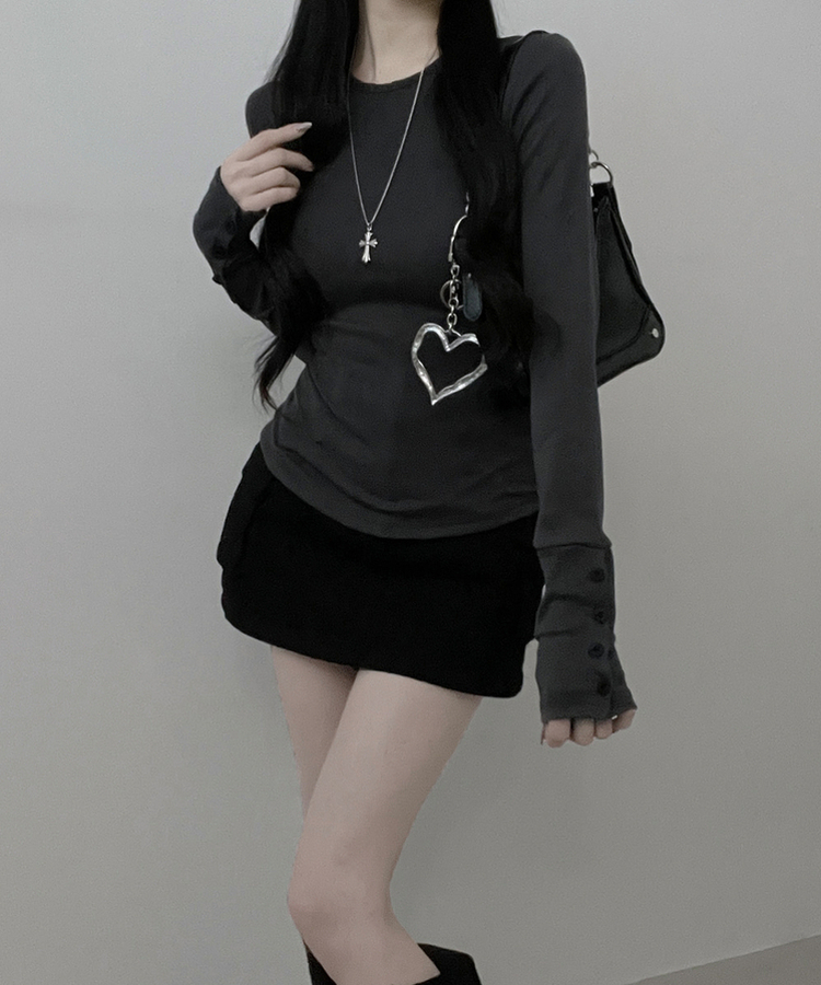 소매버튼옆셔링슬림라인긴팔티셔츠 먹색