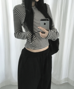 ボーダーハンドポケットフード長袖Tシャツ CHARCOAL