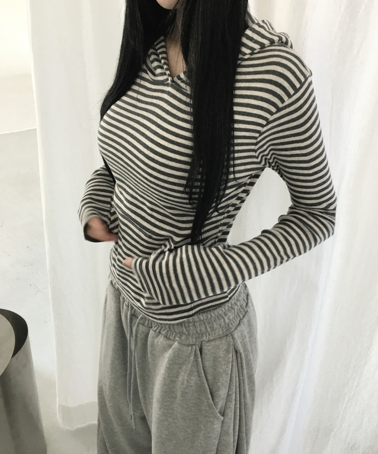 ボーダーハンドポケットフード長袖Tシャツ NAVY