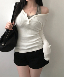 루넬 브이넥 단추 여리 골지 니트 긴팔 아이보리