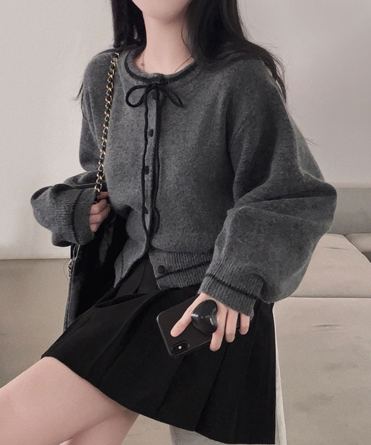 카누 폭닥 리본 배색 아방핏 세미크롭 라운드 니트 가디건 차콜