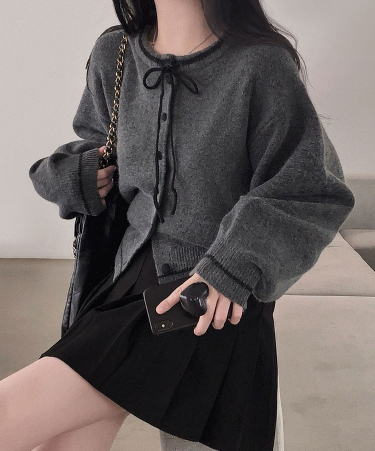 카누 폭닥 리본 배색 아방핏 세미크롭 라운드 니트 가디건 차콜