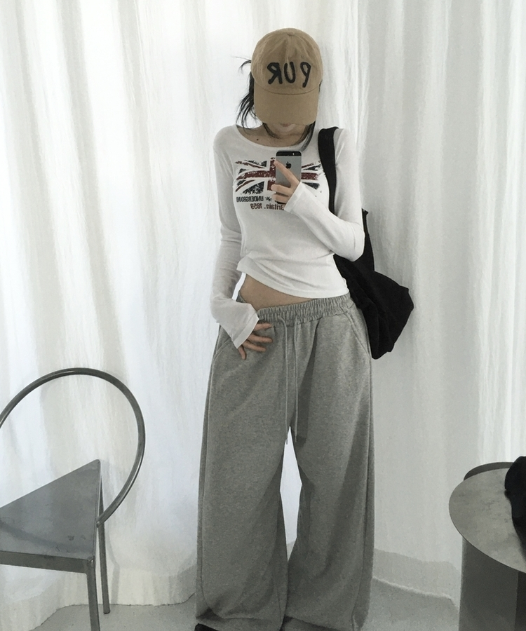 ラウンドスリム長袖Tシャツ WHITE