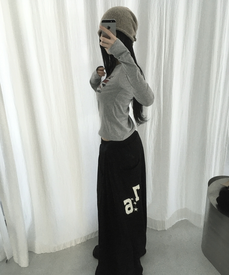 ラウンドスリム長袖Tシャツ GREY