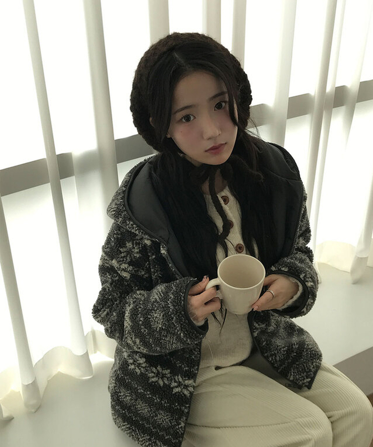 메이즈 눈꽃 노르딕 패턴 뽀글이 점퍼 자켓 루즈핏 겨울아우터