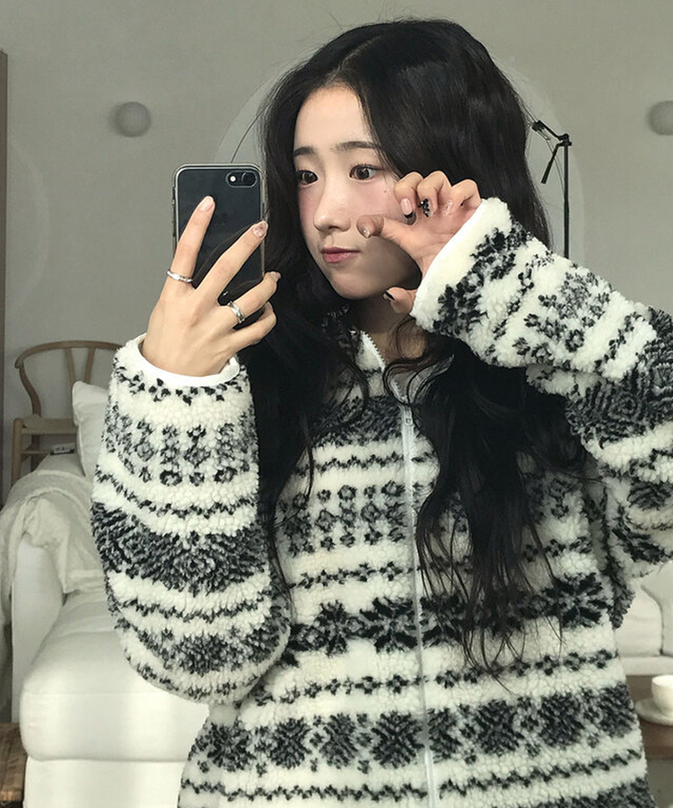 메이즈 눈꽃 노르딕 패턴 뽀글이 점퍼 자켓 루즈핏 겨울아우터