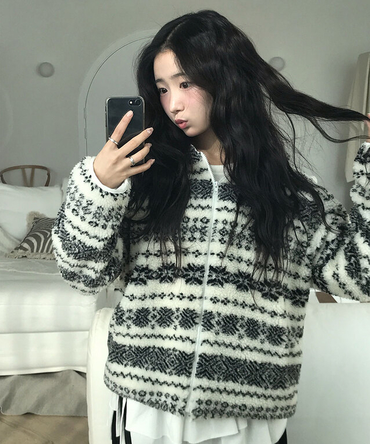 메이즈 눈꽃 노르딕 패턴 뽀글이 점퍼 자켓 루즈핏 겨울아우터