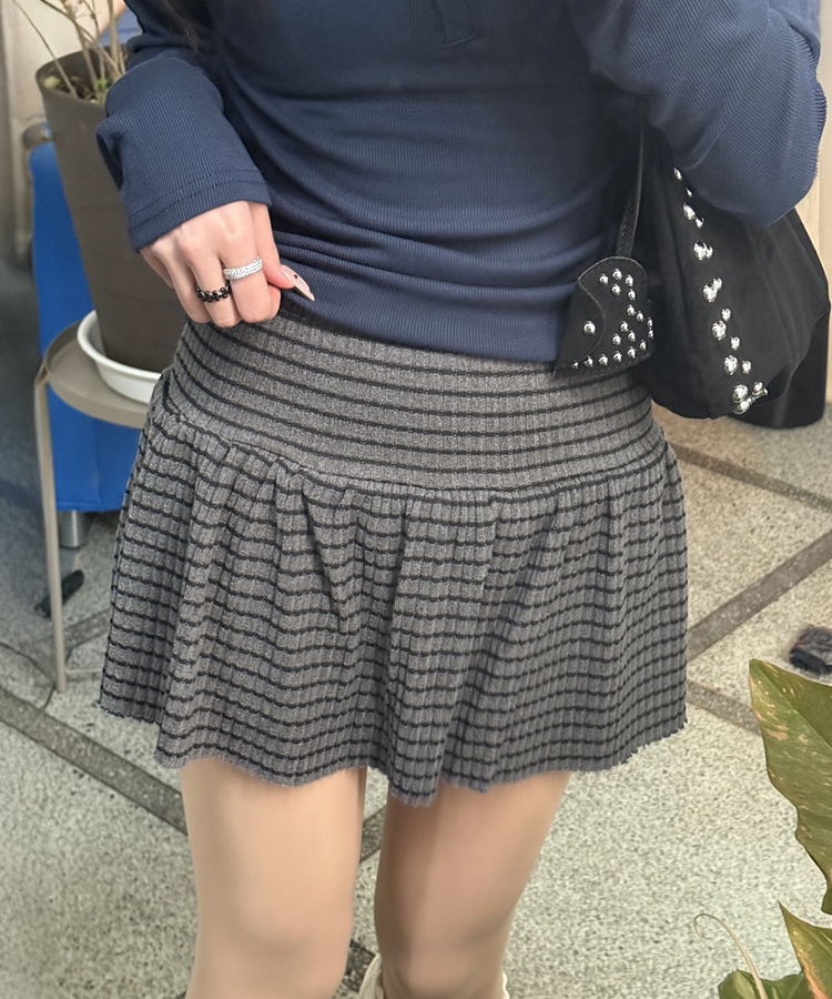 ストライプフレアミニスカート CHARCOAL