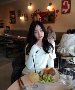 オフショルダーニットトップス IVORY