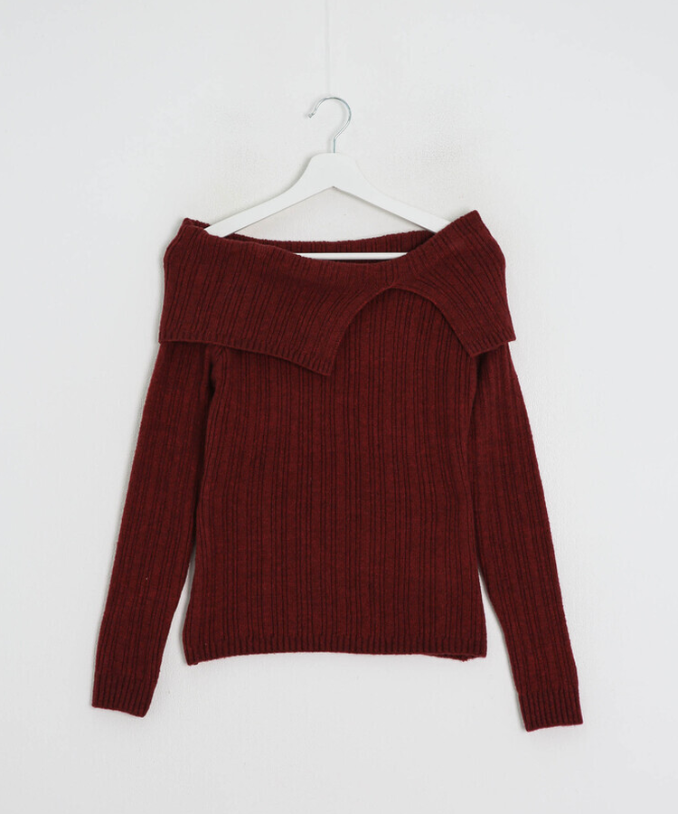 オフショルダーニットトップス