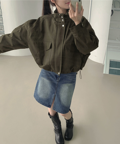 ハイネックボタンストリングジャケット KHAKI