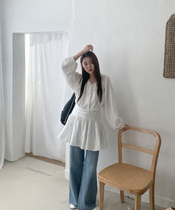 フリルシャーリングミニワンピース IVORY