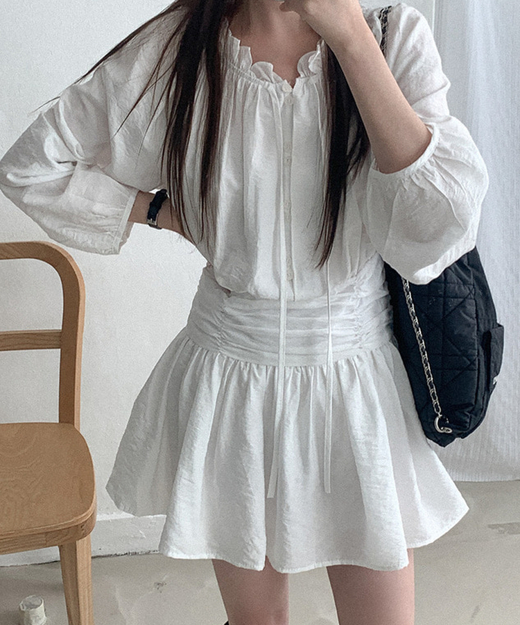 フリルシャーリングミニワンピース IVORY