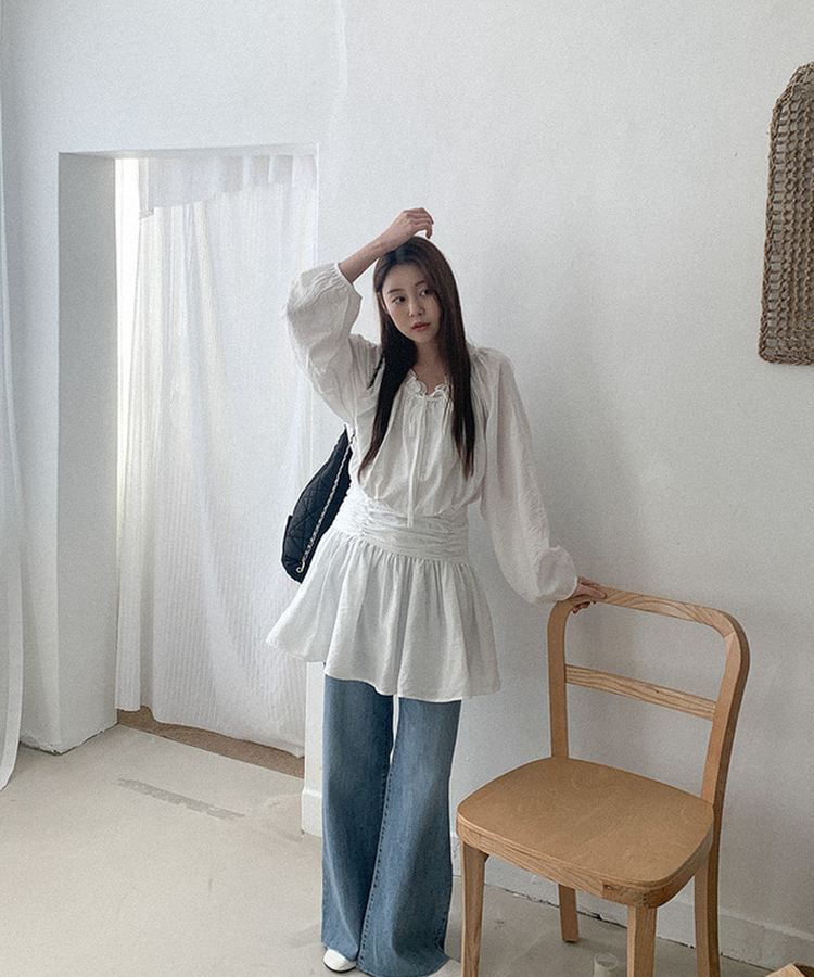 フリルシャーリングミニワンピース IVORY