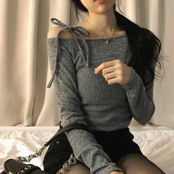 レイヤードビスチェオフショルダーニット MERANGE GRAY