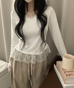レースレイヤードVネック長袖Tシャツ WHITE