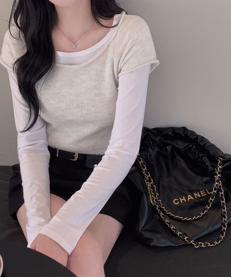 로맨스 롤링 입술넥 원숄더 반팔 니트 아이보리