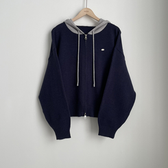 투웨이 펜던트 와펜 루즈핏 배색 니트 후드집업