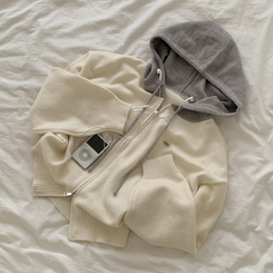 투웨이 펜던트 와펜 루즈핏 배색 니트 후드집업