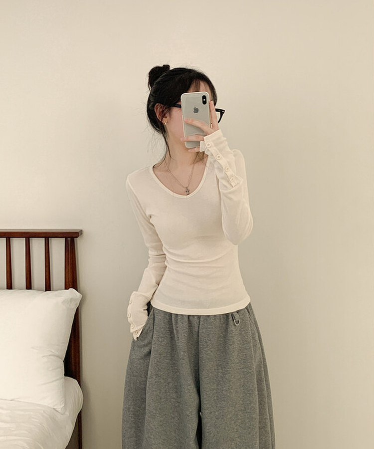 Vネック袖ボタン長袖Tシャツ(7color) CREAM