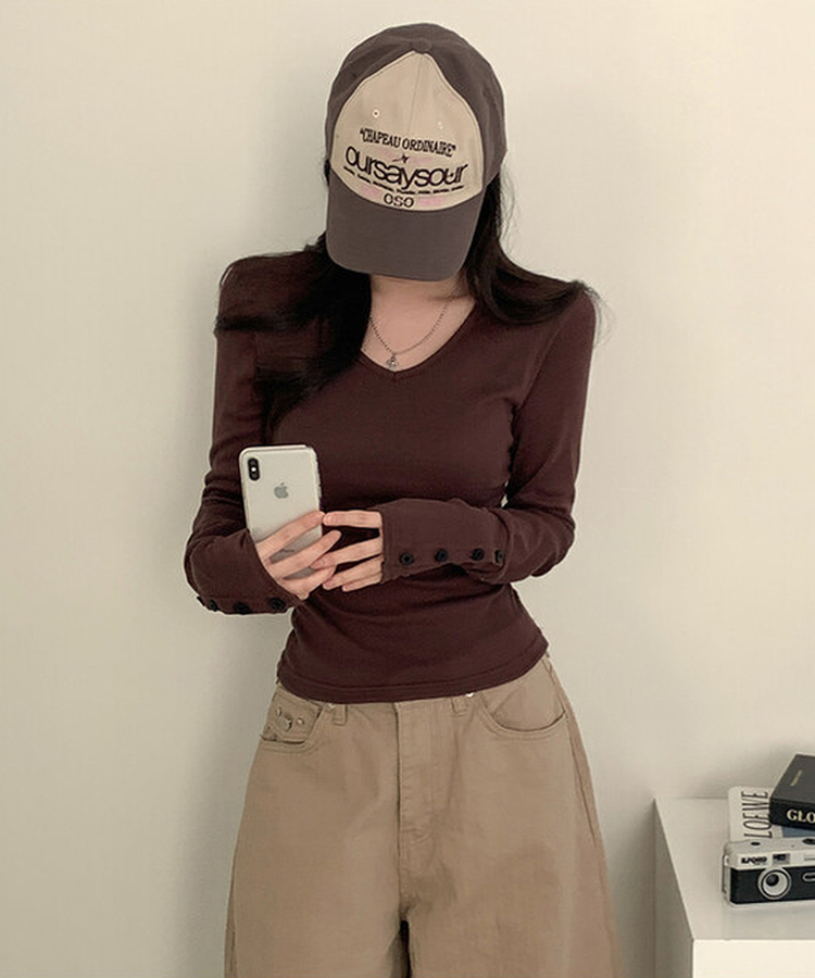 Vネック袖ボタン長袖Tシャツ(7color) BROWN