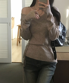 손등덮는 여리핏 오프숄더 끈 세트 골지니트티 베이지