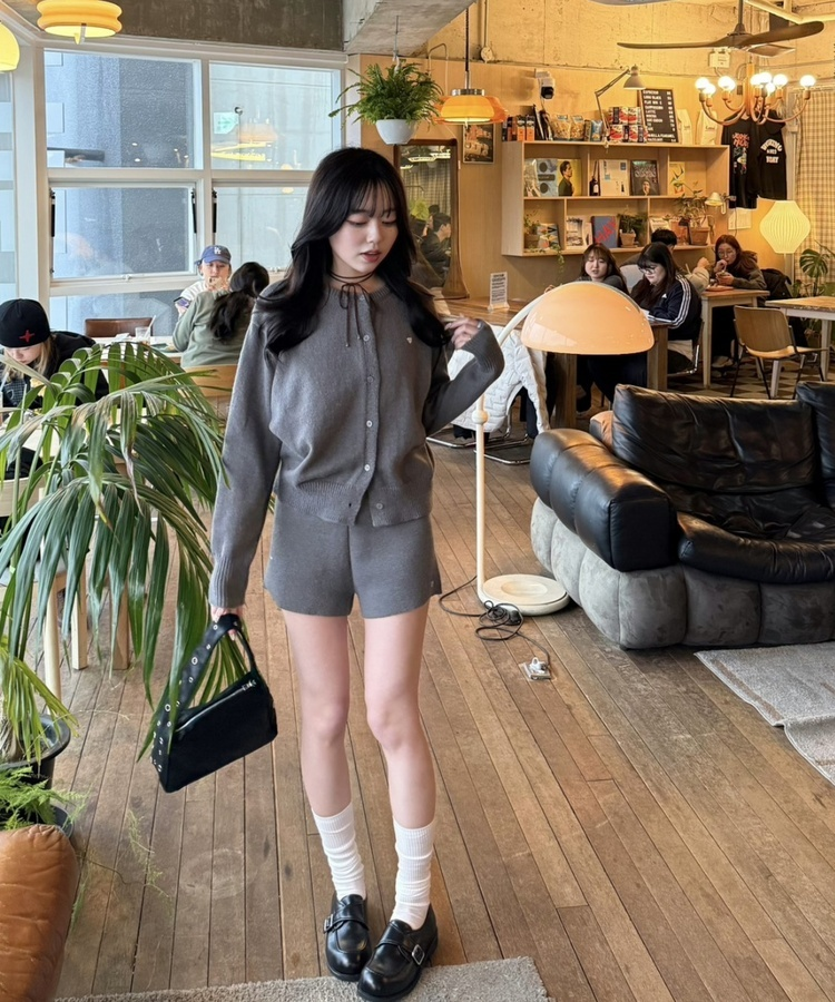 시스루 하이삭스 아이보리