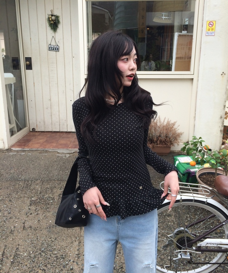 아일렛 레더 숄더백 블랙