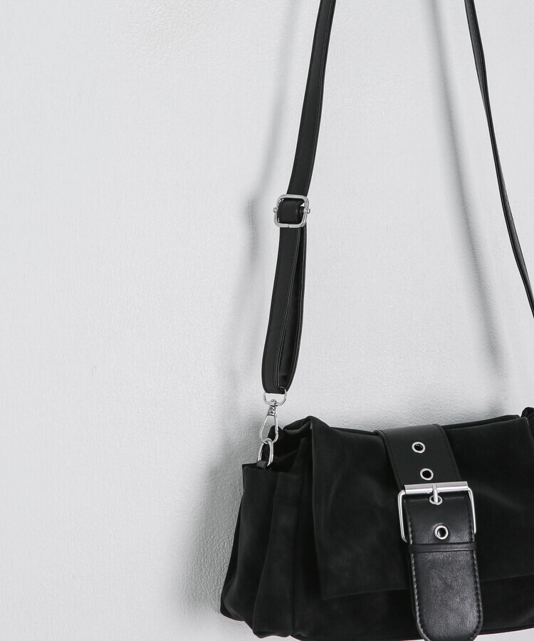 ベーシックショルダーバッグ