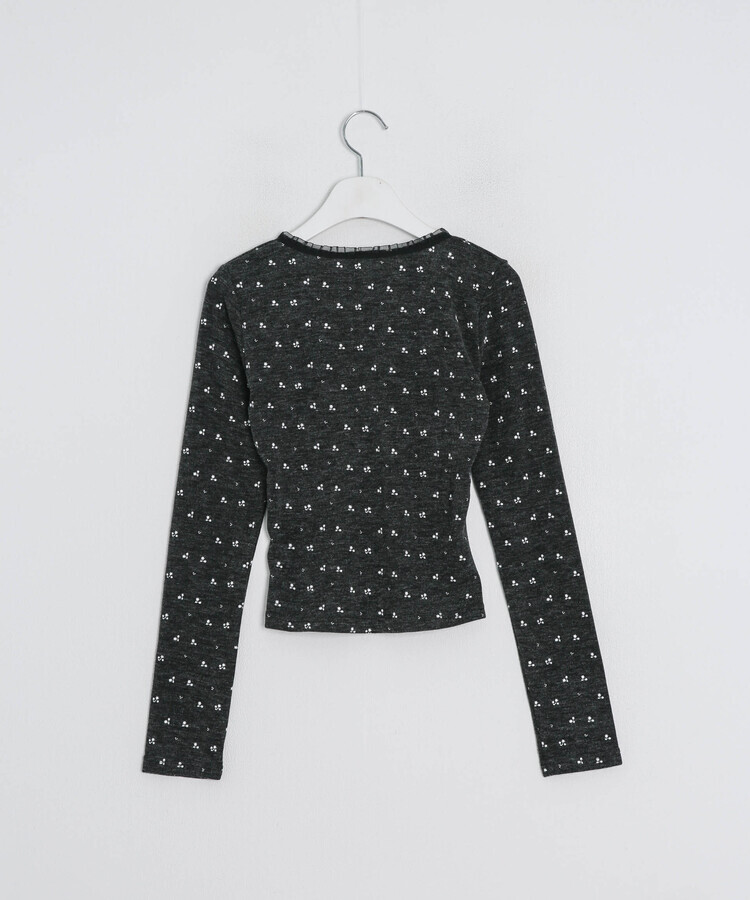 フラワーVネックTシャツ