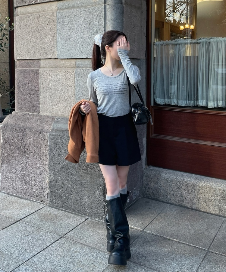 시스루 크롭 긴팔티 메란지