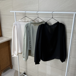 ドレープネックバルーンブラウス