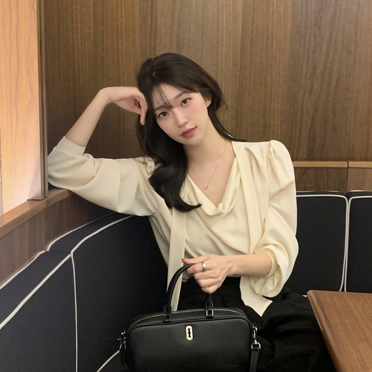 ドレープネックバルーンブラウス CREAM