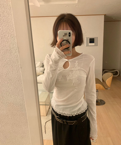 ラワー刺繍レイヤードブラウス WHITE