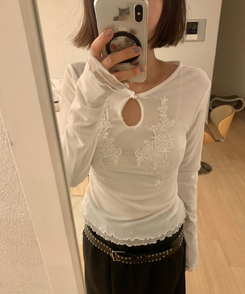 ラワー刺繍レイヤードブラウス WHITE