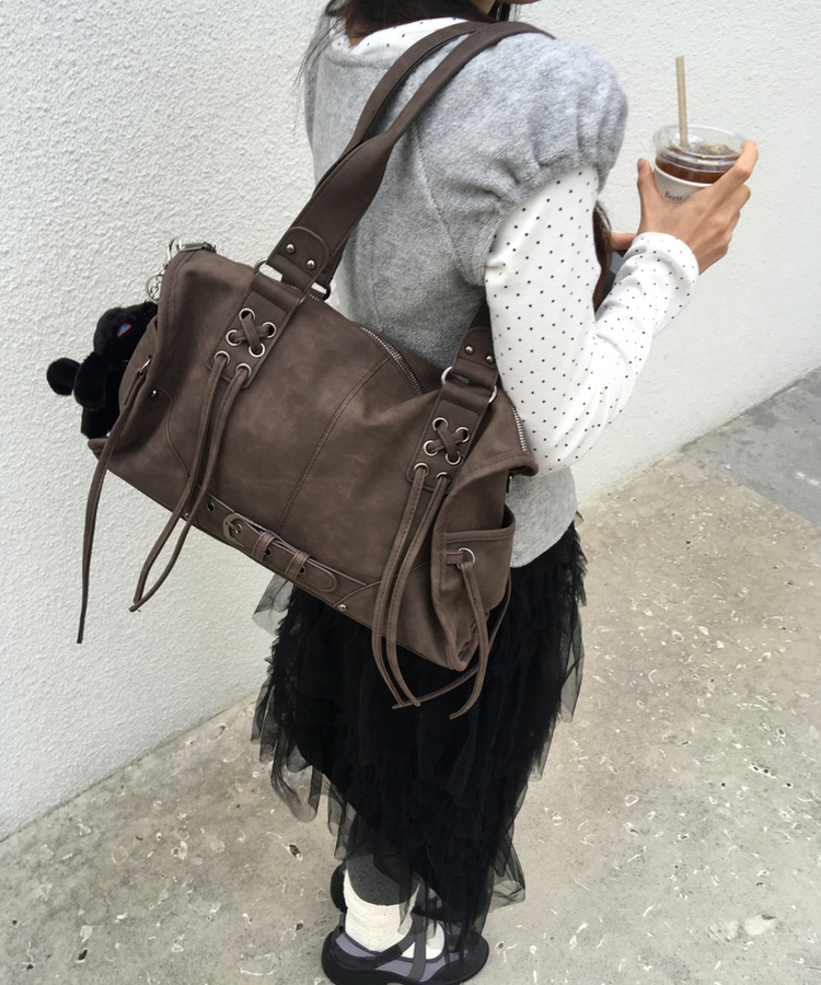グロウベルトスショルダーバッグ COFFEE