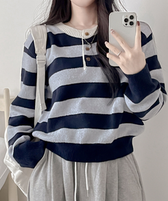 ストライプヘンリーネックニット SKY BLUE