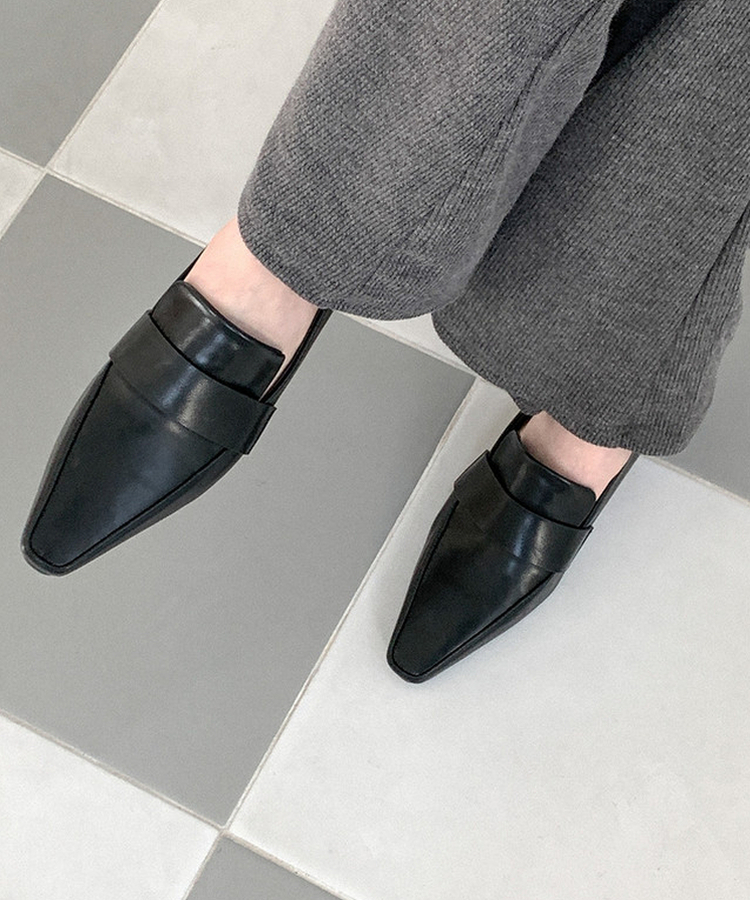 レザーローファーヒール BLACK