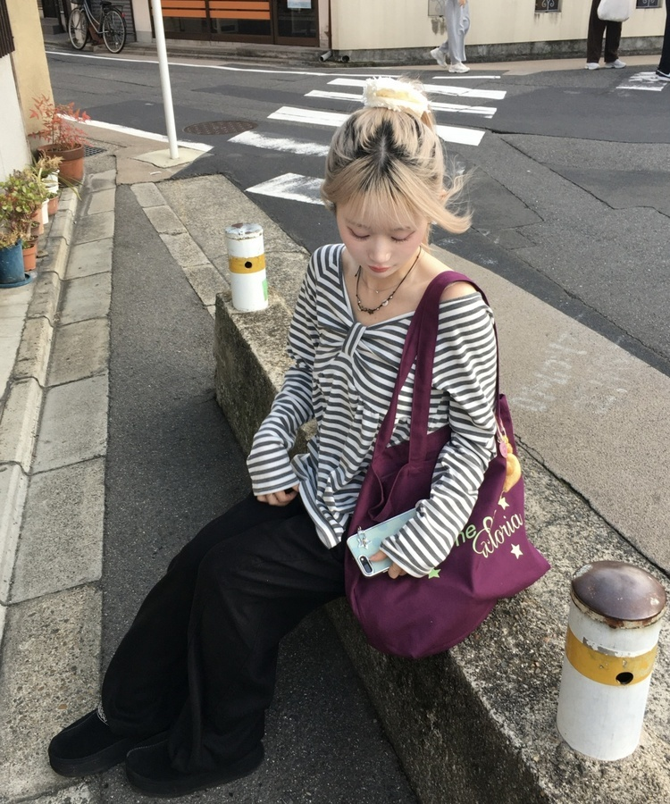 オフショルストライプリボンＴシャツ LIGHT GRAY