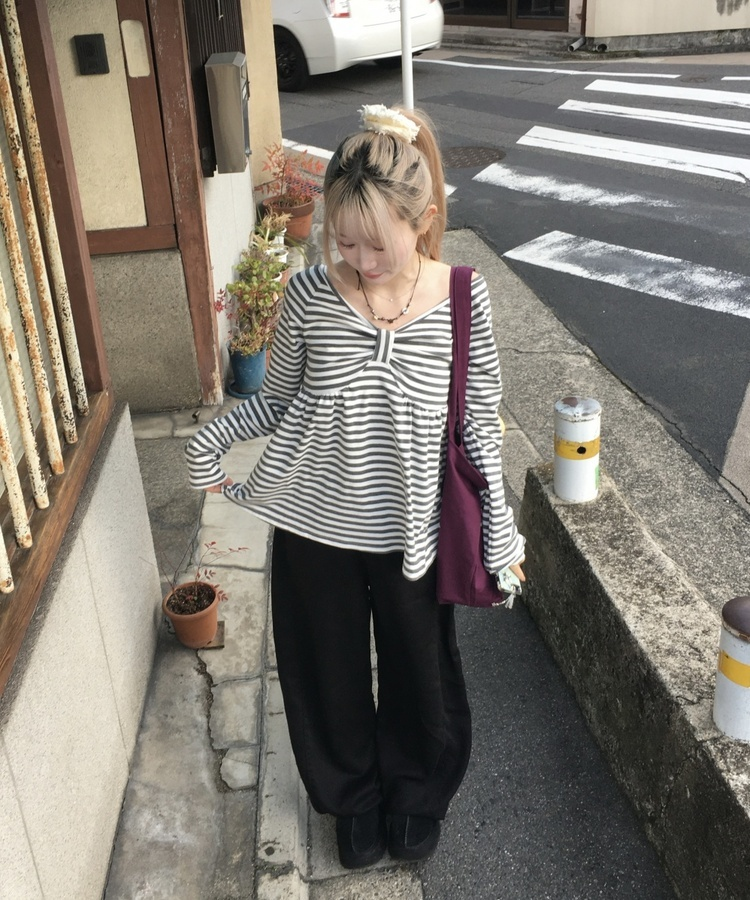 オフショルストライプリボンＴシャツ LIGHT GRAY