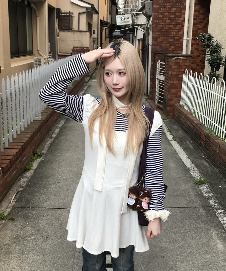 【머플러 포함】플레어 원피스 아이보리