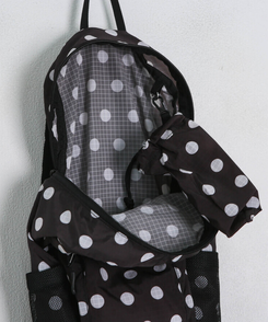 ドット柄カジュアルリュック