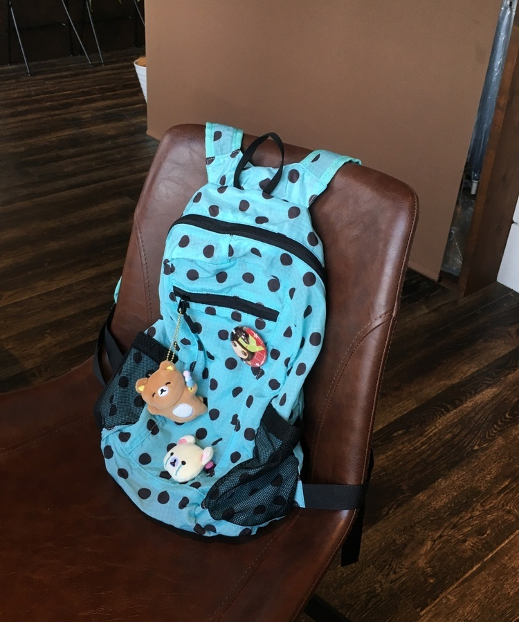 도트 무늬 캐주얼 백팩 소라