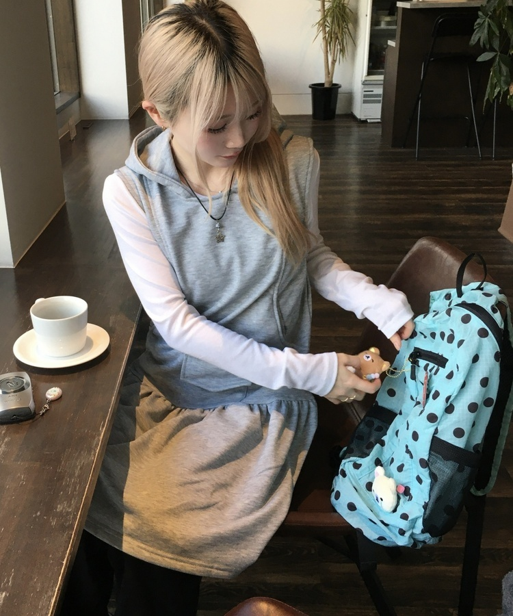 도트 무늬 캐주얼 백팩 소라