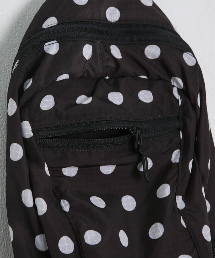 도트 무늬 캐주얼 백팩